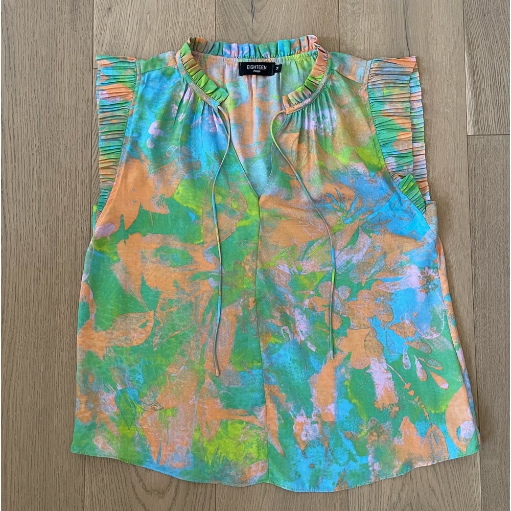Eighteen Muse
Blue/Orange Abstract Watercolor Sleeveless Blouse